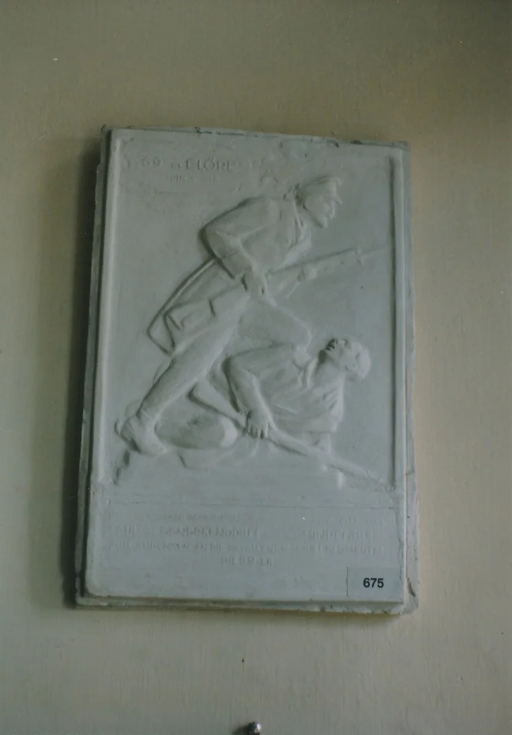 69-ES ELŐRE! EMLÉKMŰ (1931)