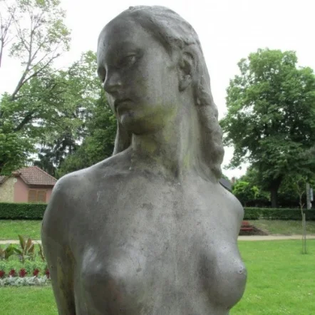 A TÓ TÜNDÉRE (1959)